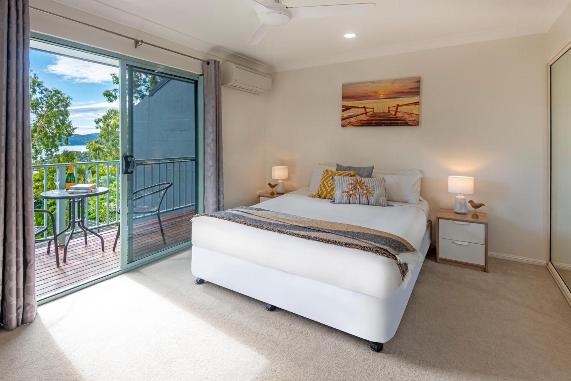 Sunset Waters Apartments Hamilton Island Exterior foto